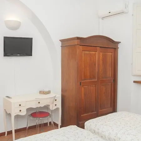 La Corte Di Lisa - Self Check-in 4*